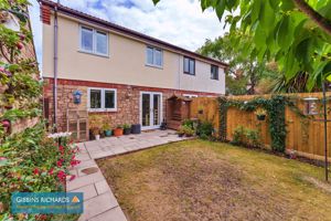 Rear - click for photo gallery